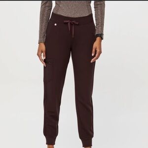 women's Espresso Zamora High Waisted - Petite Jogger Scrub Pants - SP espresso